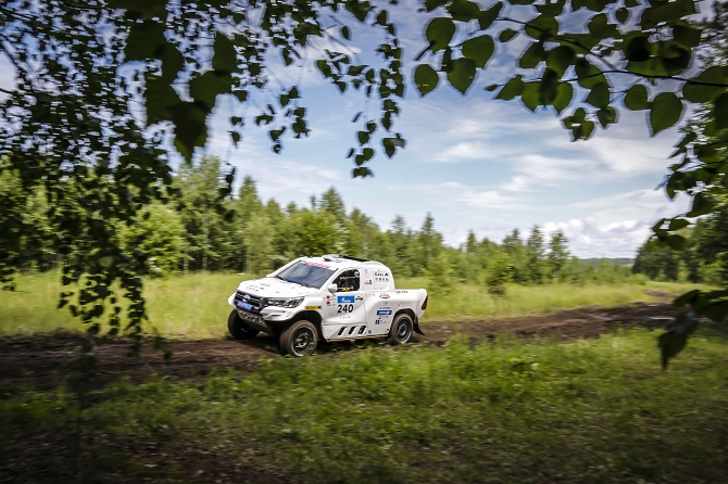 Giti Overcomes Rugged Terrains to Conquer 5,000km Silk Way Rally